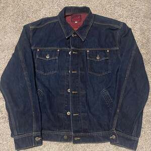 Vintage Guess Dark Wash Denim Jacket with Red Lining